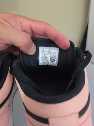 Air Jordan 1 Low Negro Rosa