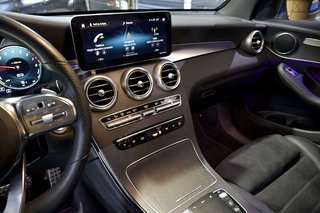 Mercedes GLC MERCEDES-BENZ  GLC 300 e 4MATIC