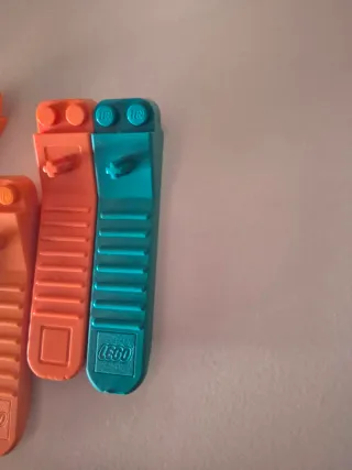 Saca piezas LEGO (Separador de ladrillos)