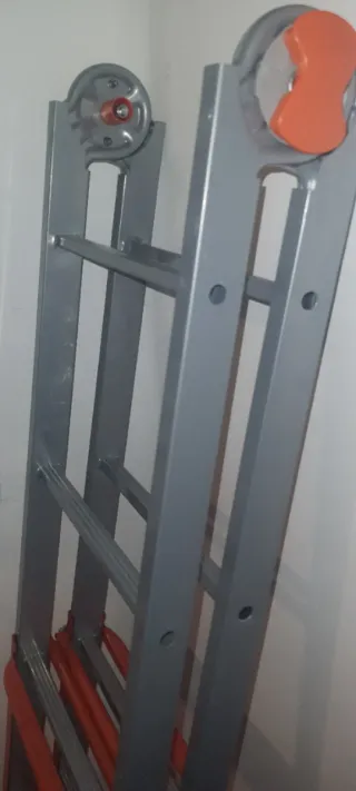 Escalera metálica
