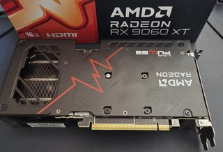 AMD RX 9060 XT 16GB OC Tarjeta gráfica