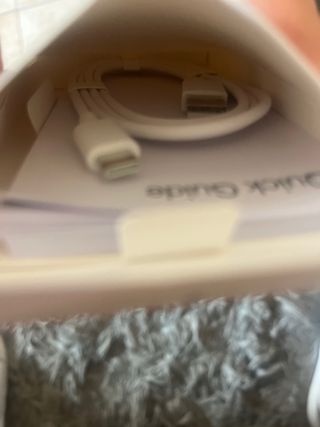 OPPO A5 Pro 5G Nuovo con cavo incluso