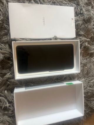 OPPO A5 Pro 5G Nuovo con cavo incluso