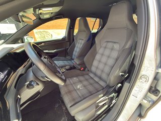 Volkswagen Golf GTE - Híbrido enchufable