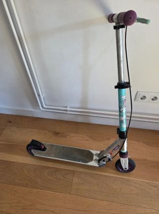Dos Patinetes Oxelo Mid5 con freno en el manillar