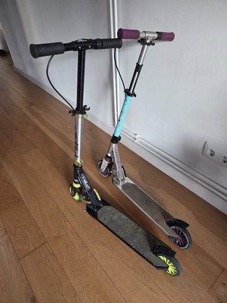 Dos Patinetes Oxelo Mid5 con freno en el manillar