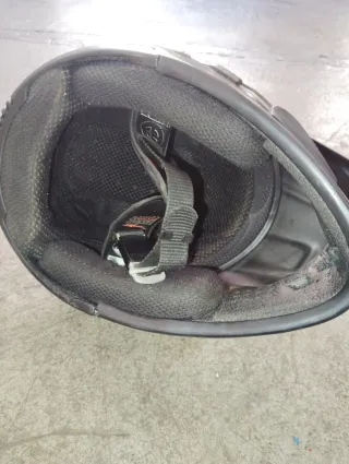 Casco tipo trail negro