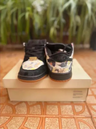 Nike SB Dunk Low Supreme Rammellzee