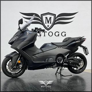 YAMAHA TMAX 560 - 2024, 4.630KM y GARANTÍA OFICIAL