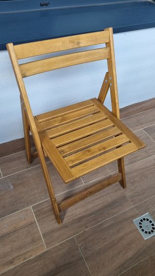 Conjunto mesa y 2 sillas exterior madera