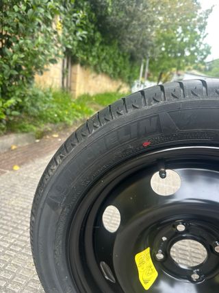 Neumático Michelin 195/55 R16 87V NUEVO (sin uso)
