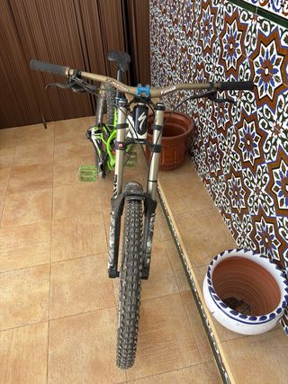 Bicicleta da Mountain Bike Specialized Demo 8