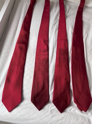 Corbata roja