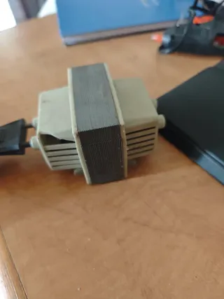 Transformador 220V a 125V 60W