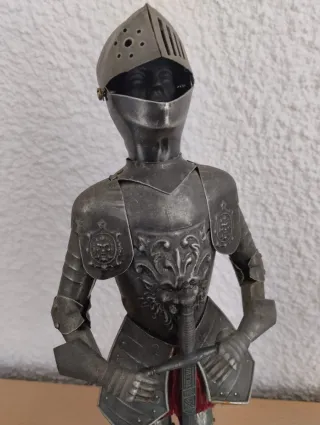 Figuras armadura medieval coleccionables