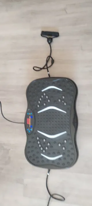 Plataforma vibratoria negra