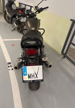 Triumph Speed Twin 900 (2023)