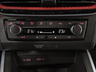 SEAT Arona 2024