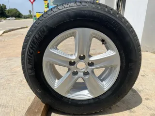 Rueda Kia Sportage R16