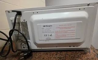 Microondas Orbegozo blanco