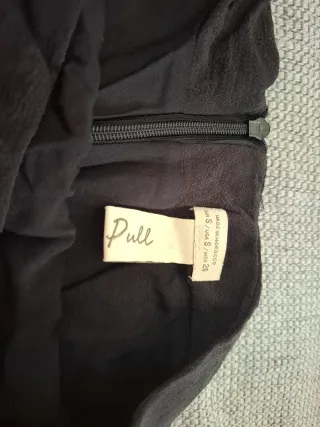 Falda tubo Pull and Bear negra