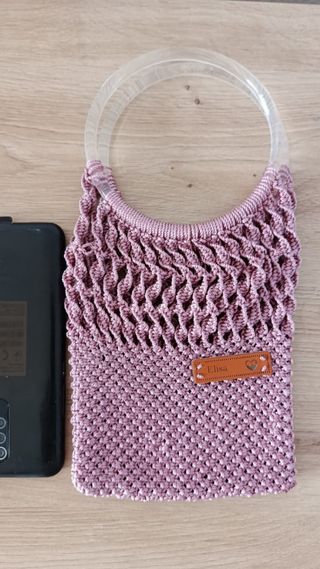 Bolso de fiesta rosa tejido