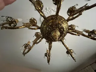 Lámpara de araña de bronce