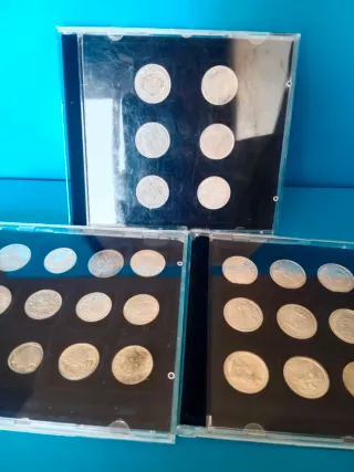 Lote 3 colecciones monedas de plata 114 gramos