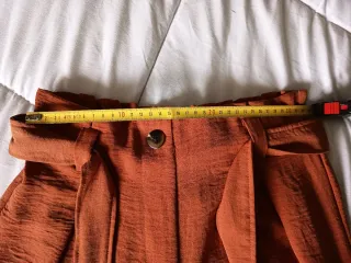 Pantalón naranja ancho mujer