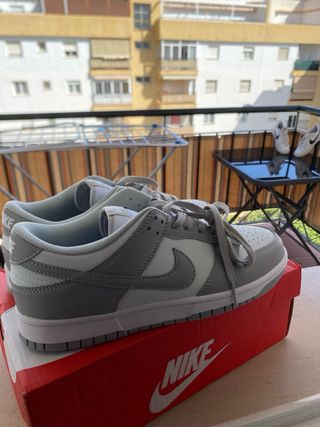 Nike SB Dunk Low Grises Talla 43 Nuevas