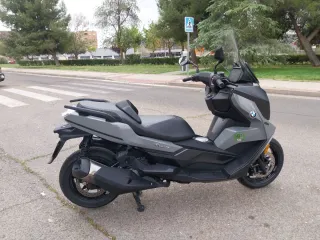 BMW C400 GT gris, maxi-scooter