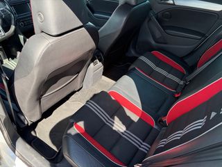 Volkswagen Golf GTI ( Adidas )