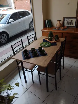 Mesa de cocina madera y metal