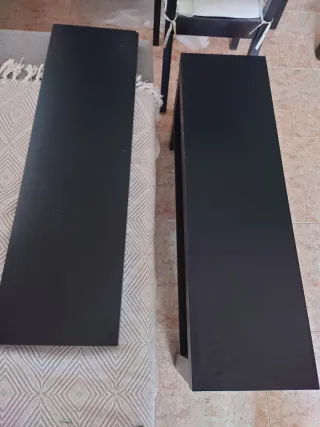 2 Mesas Auxiliares IKEA Negras Modelo versátil.