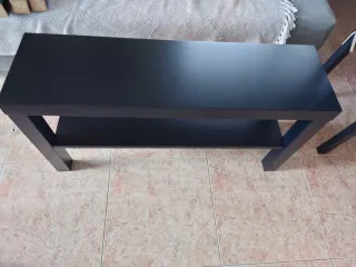 2 Mesas Auxiliares IKEA Negras Modelo versátil.