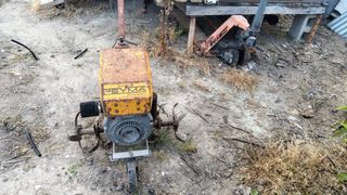 Motoazada con motor y fresa