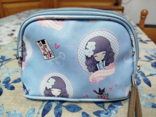 Mochila infantil con neceser