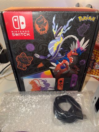 Nintendo Switch OLED Pokémon Scarlet & Violet