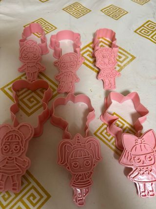Moldes LOL de plástico rosa