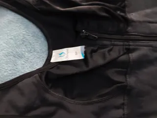 Faja reductora negra con cremallera