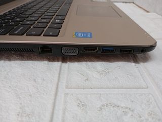 Portatil ASUS F540Y (1838)