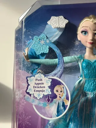 Muñeca Elsa Frozen Copos Mágicos Hasbro