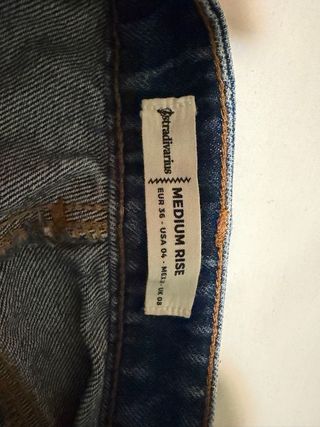 Shorts vaqueros Stradivarius rotos