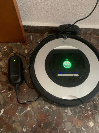 Aspirador iRobot Roomba con mando a distancia
