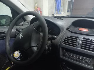 Peugeot 206 2001