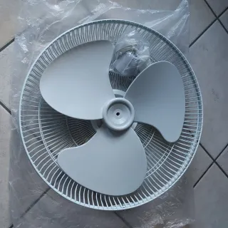 Ventilatore a piantana Kennex CNS 40