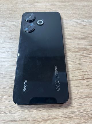 Xiaomi Redmi 13 128GB Negro + Funda Roja