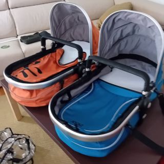 Carrito Joolz gris ,2 capazosy silla coche Cybex c