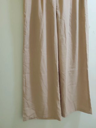 Pantalón ancho beige talla M