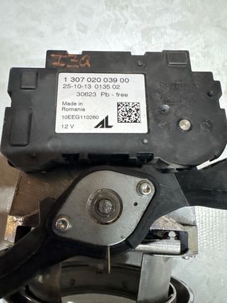 Optica Faro Izq Mercedes W204